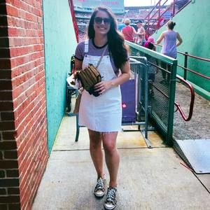 Meet your Posher, Jennifer